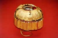 gold diadema