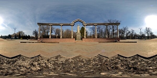 Kurmandjan datka monument straight