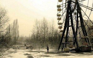 An abandoned Ferris Wheel in Chernobyl following the Nuclear Power Plant disaster in 1986