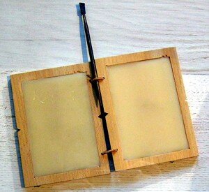Tabula Rasa - the original "clean slate" (Attribution: Sippel2707 at the German language Wikipedia)